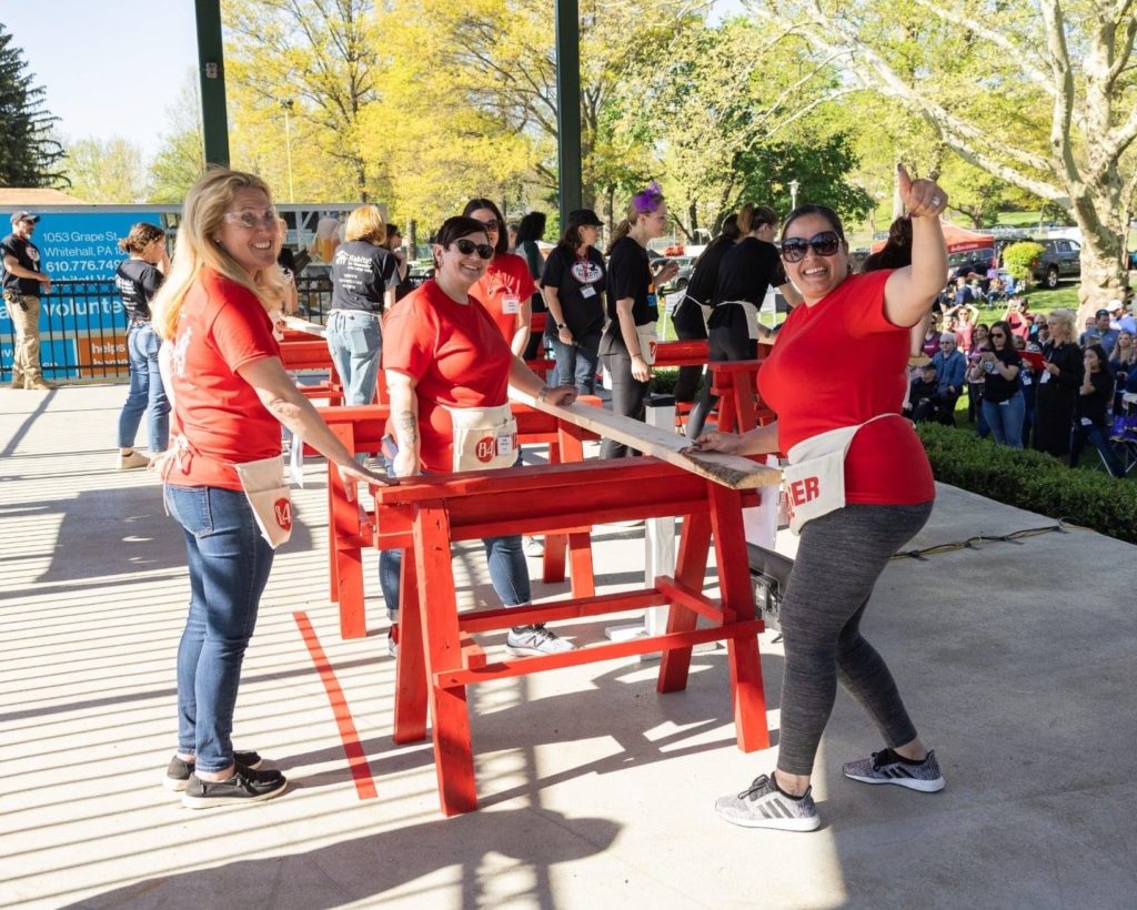 Volunteers at fundraising competition